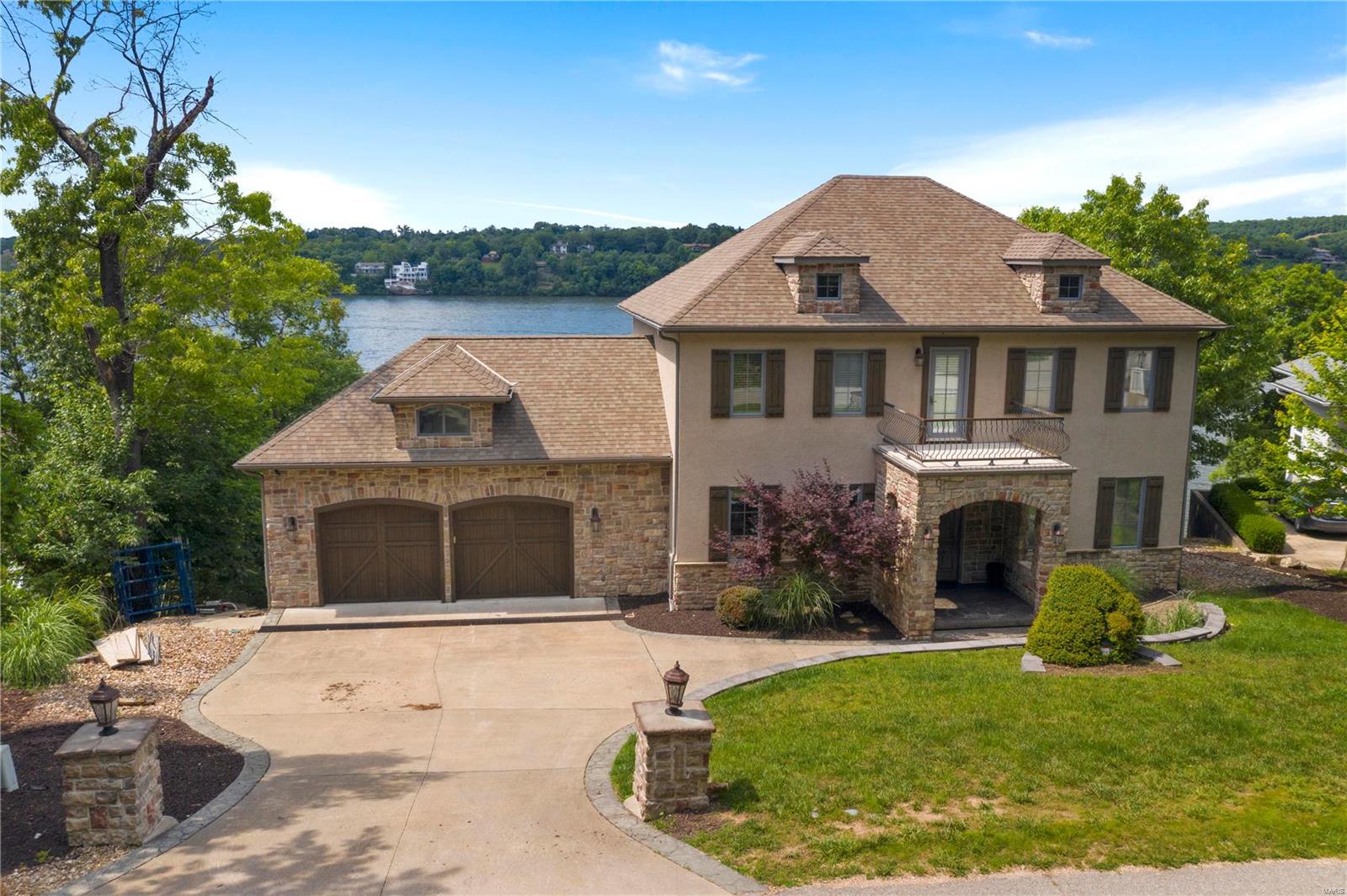 Grand Point Sub - Residential