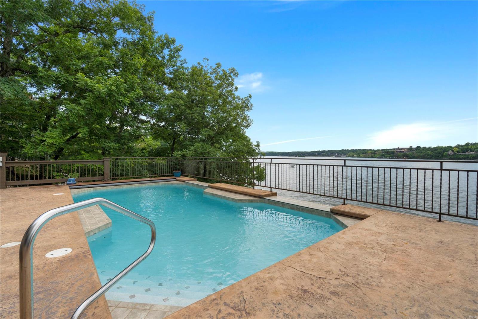 Grand Point Sub - Residential