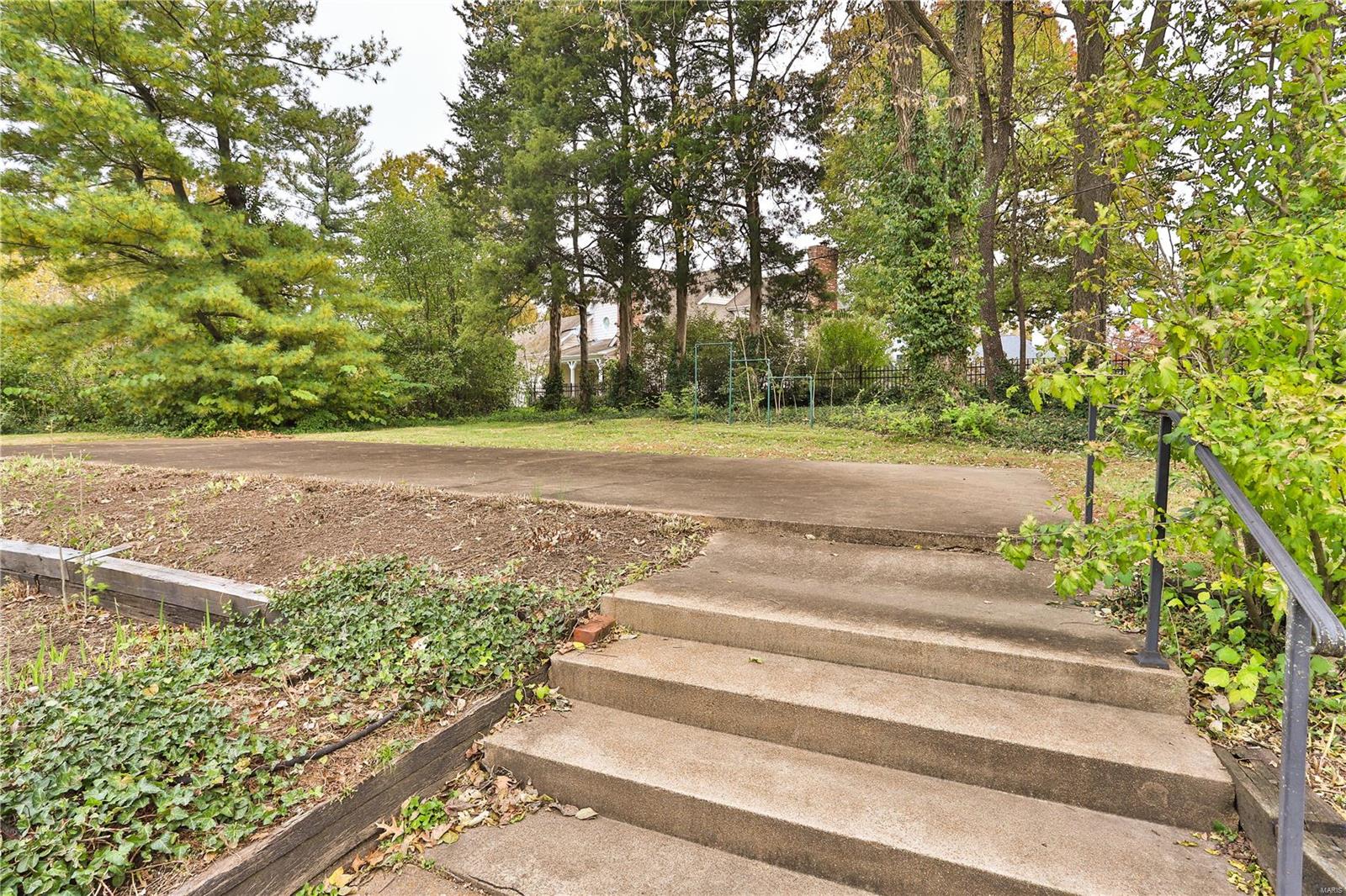 Algonquin Estates - Residential