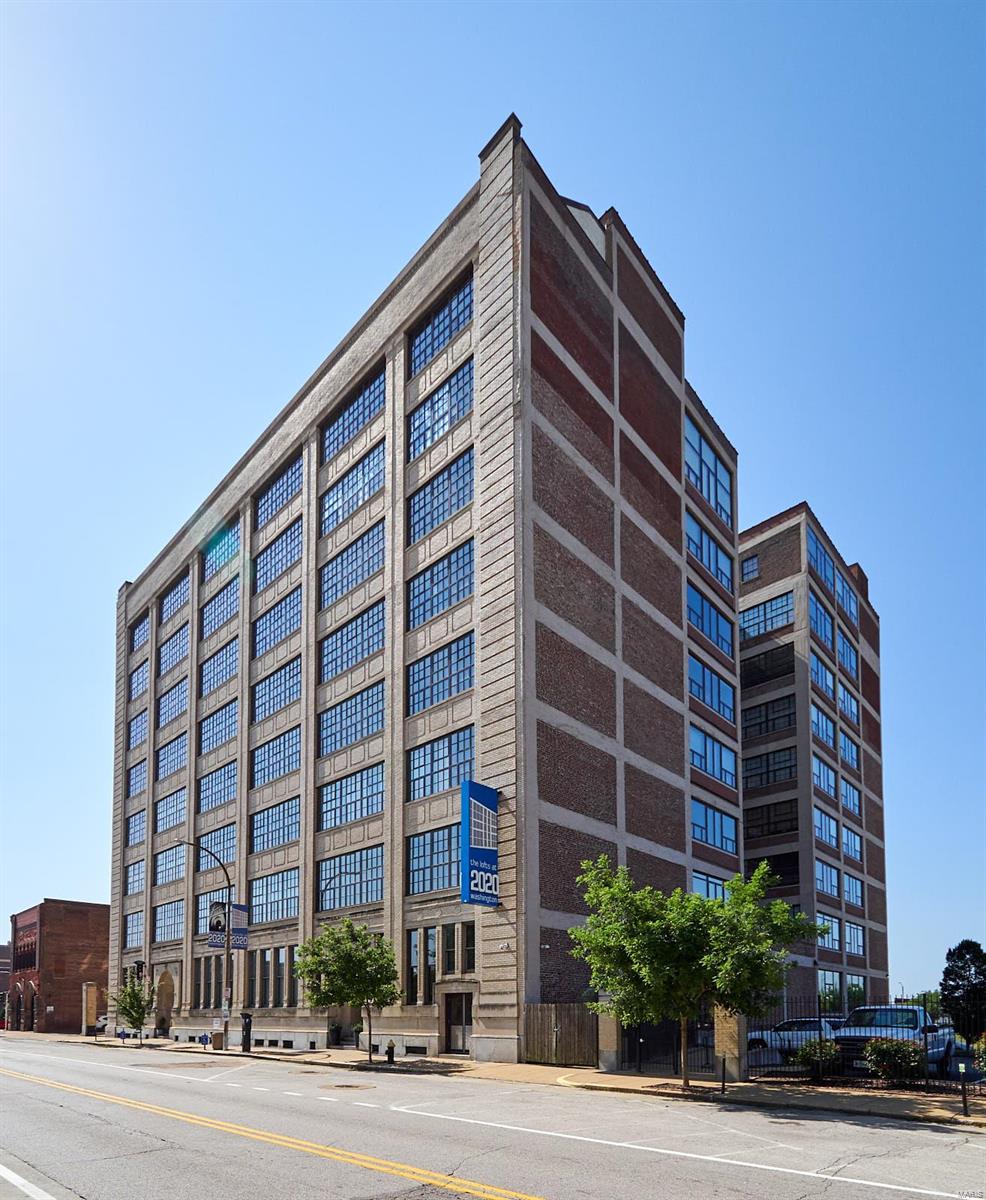 Lofts/2020 Washington - Residential