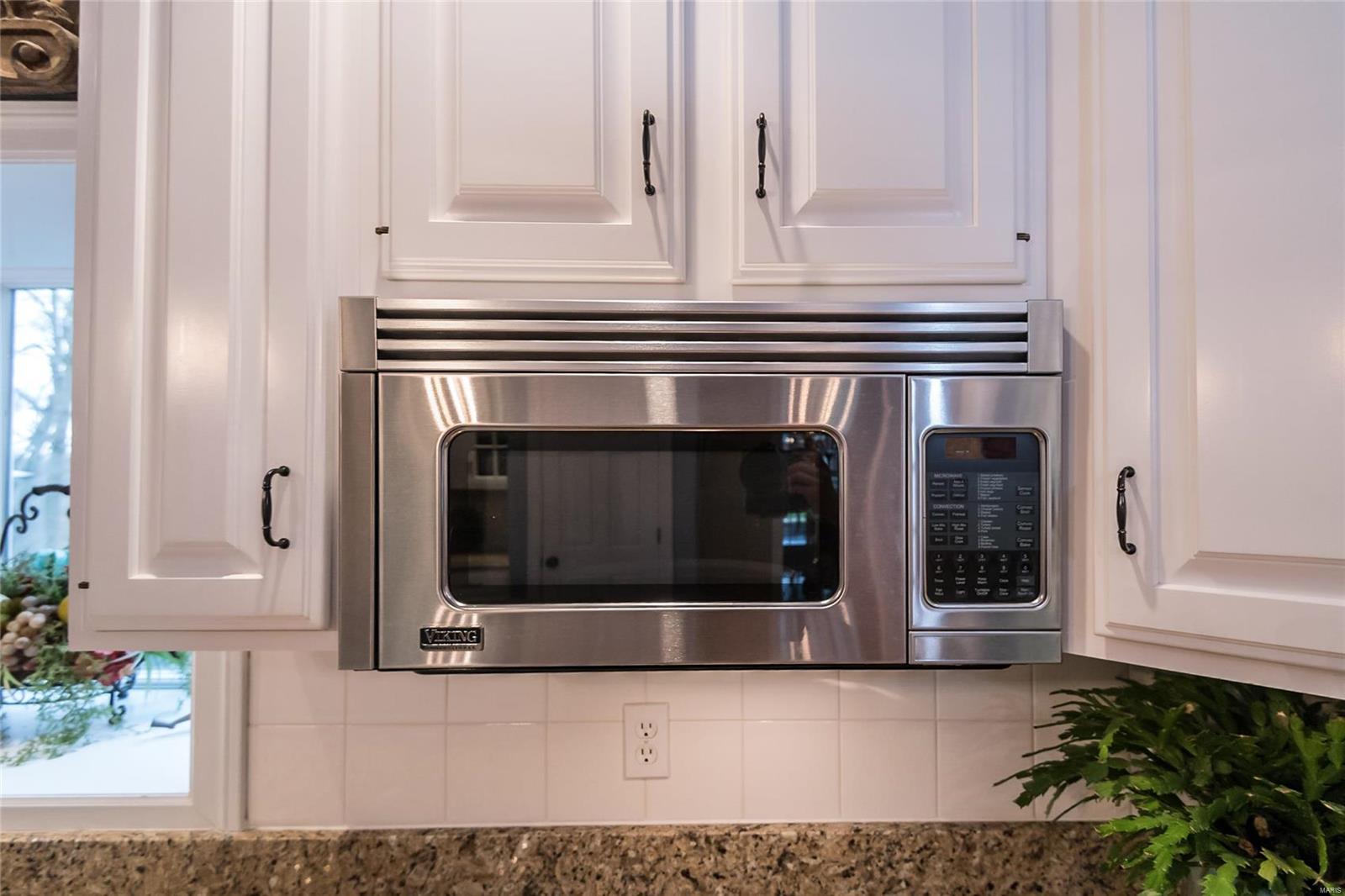 Kingspointe - Residential