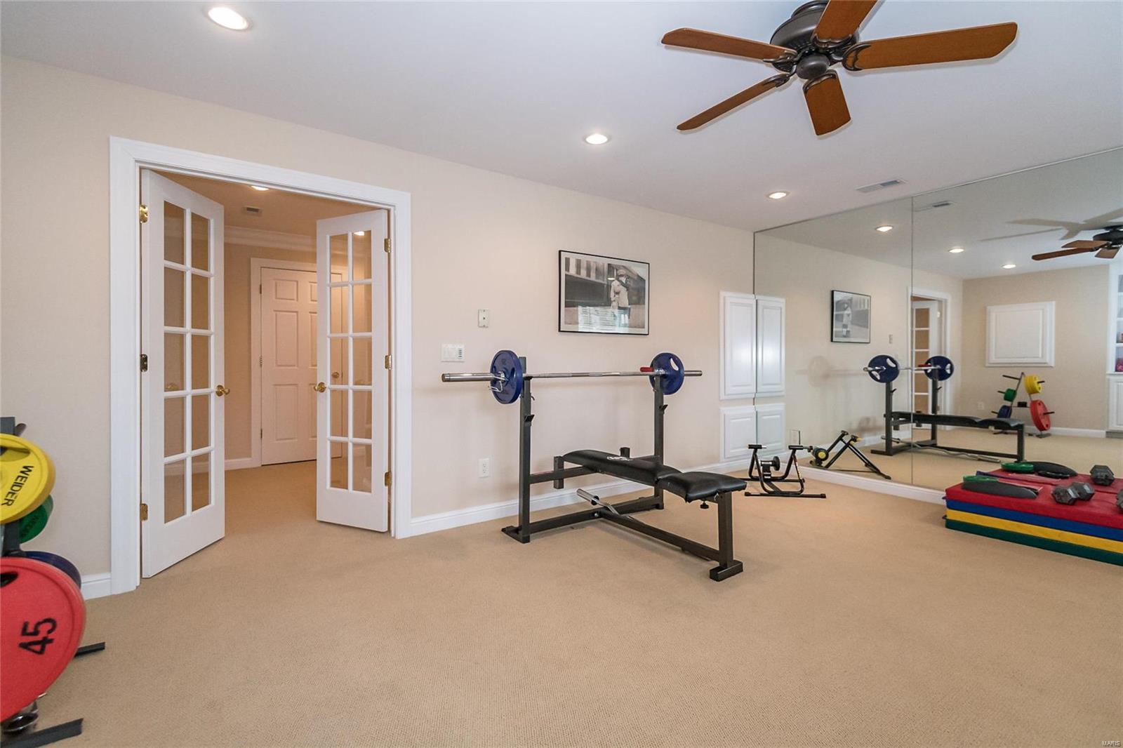 Kingspointe - Residential