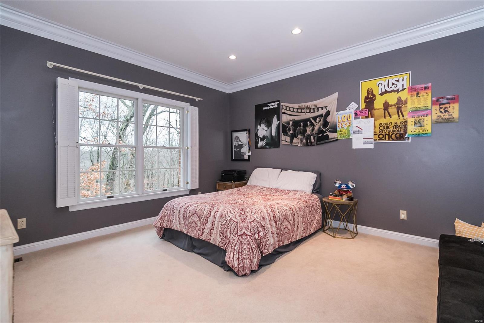 Kingspointe - Residential