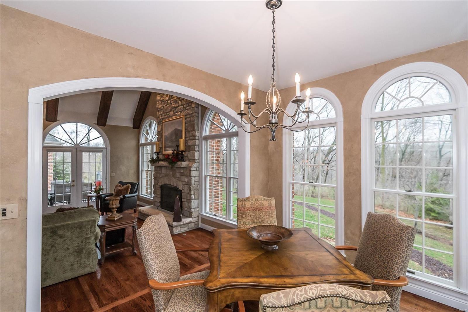 Kingspointe - Residential