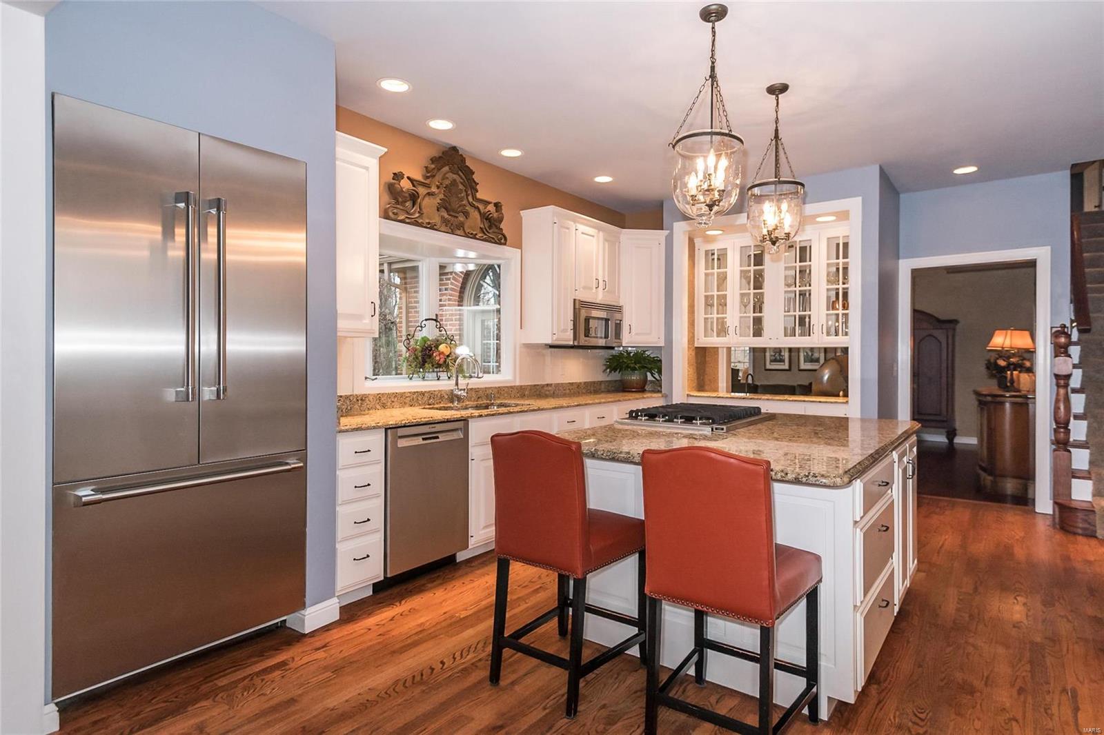 Kingspointe - Residential