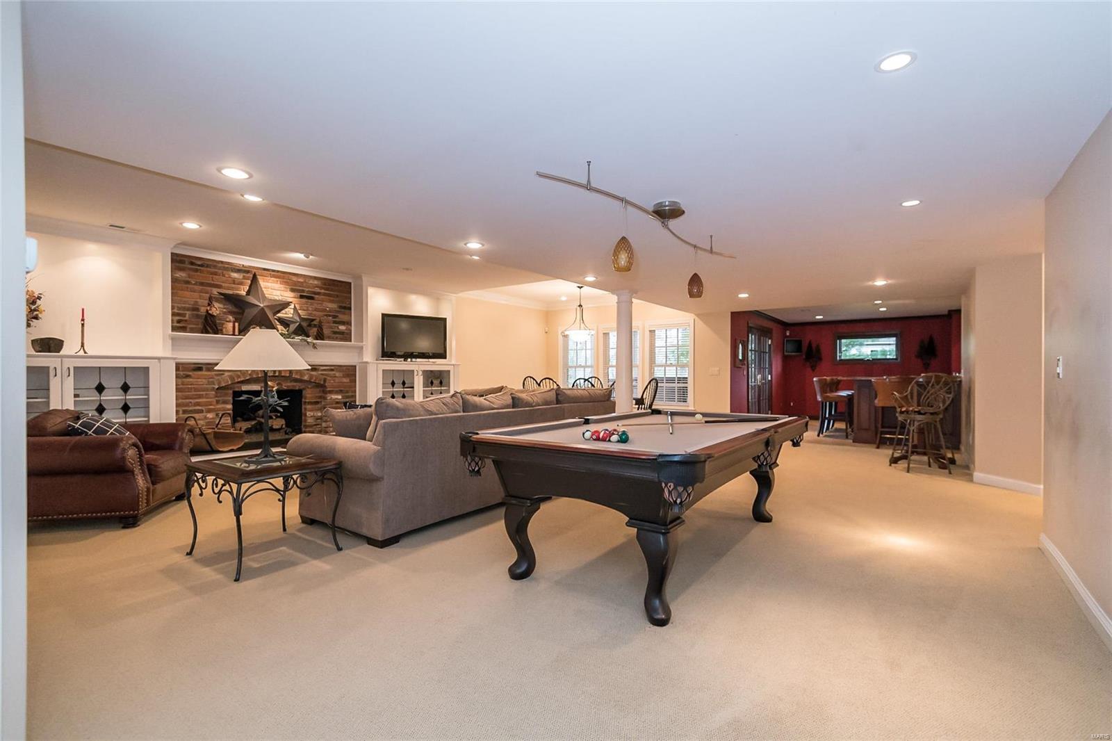 Kingspointe - Residential