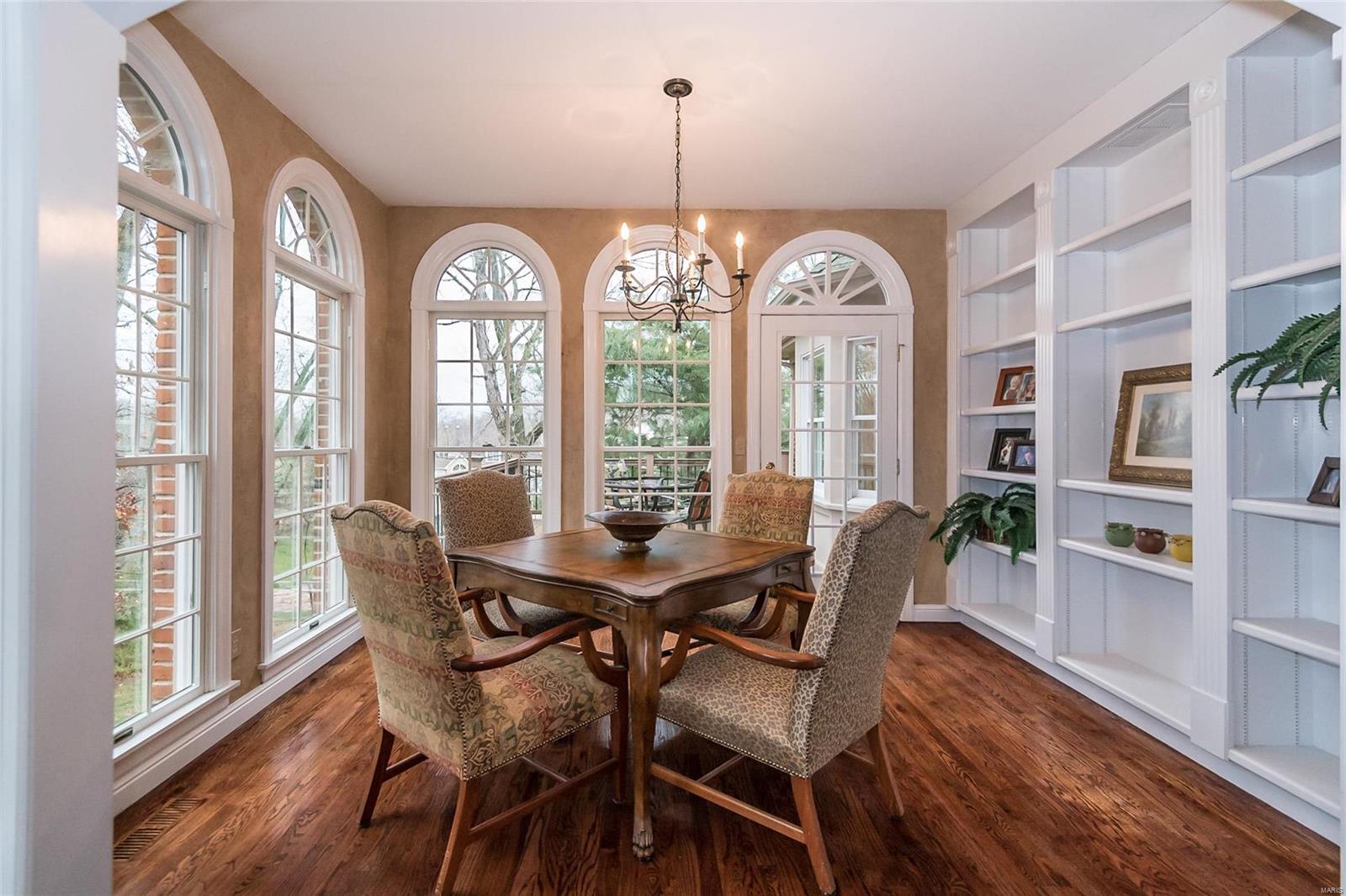 Kingspointe - Residential