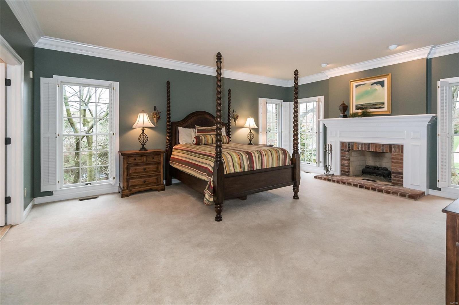 Kingspointe - Residential