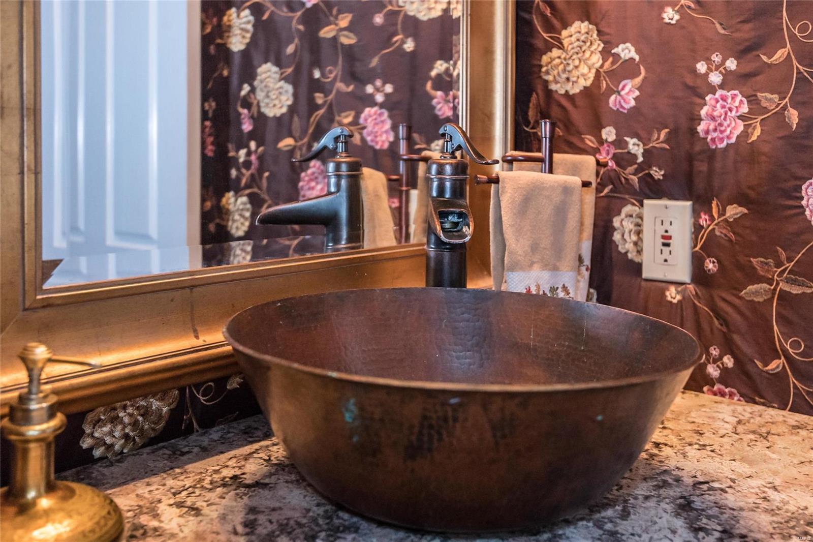 Kingspointe - Residential