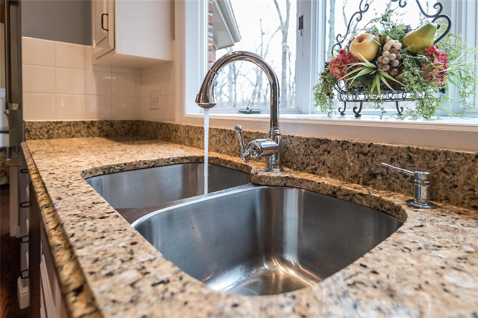 Kingspointe - Residential