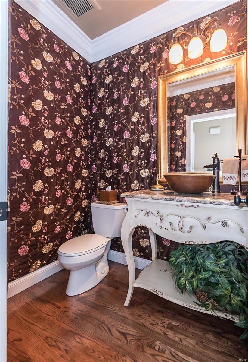 Kingspointe - Residential