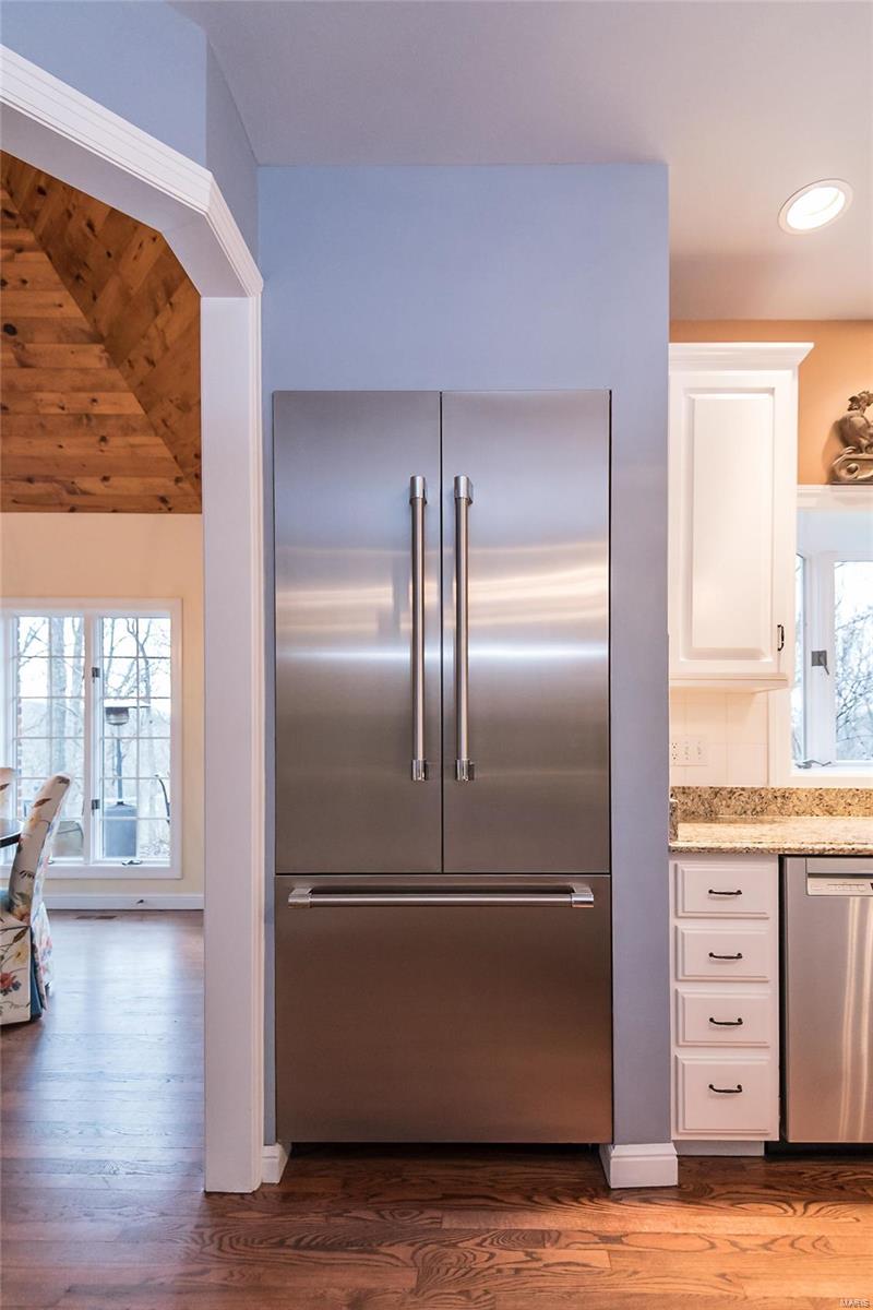 Kingspointe - Residential