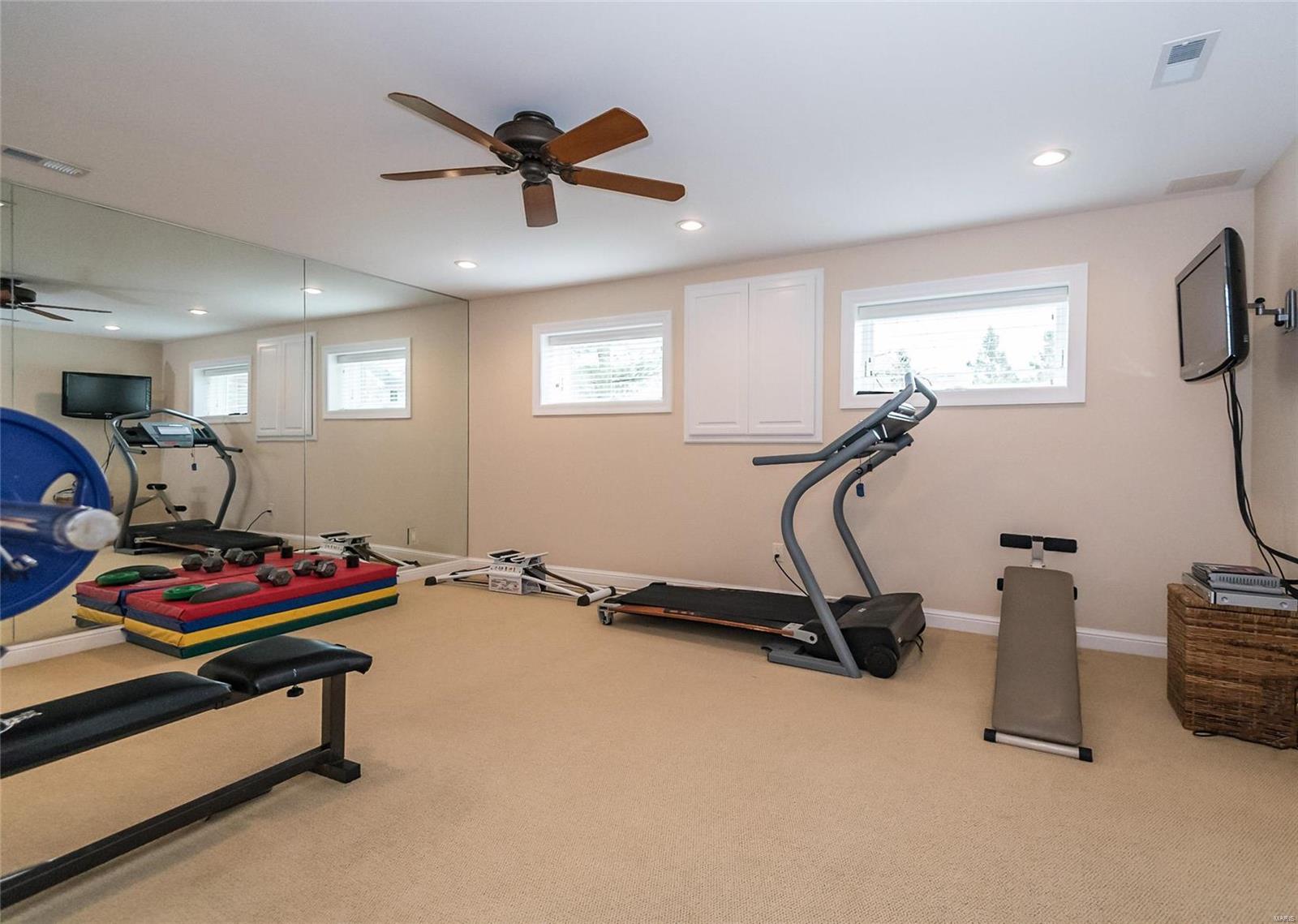 Kingspointe - Residential