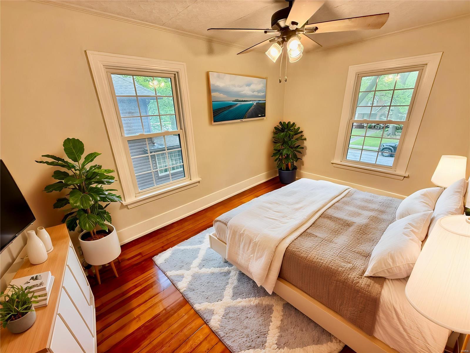 Wood River, Illinois 62095, United States, 4 Bedrooms Bedrooms, ,2 BathroomsBathrooms,Residential,Pending,123252