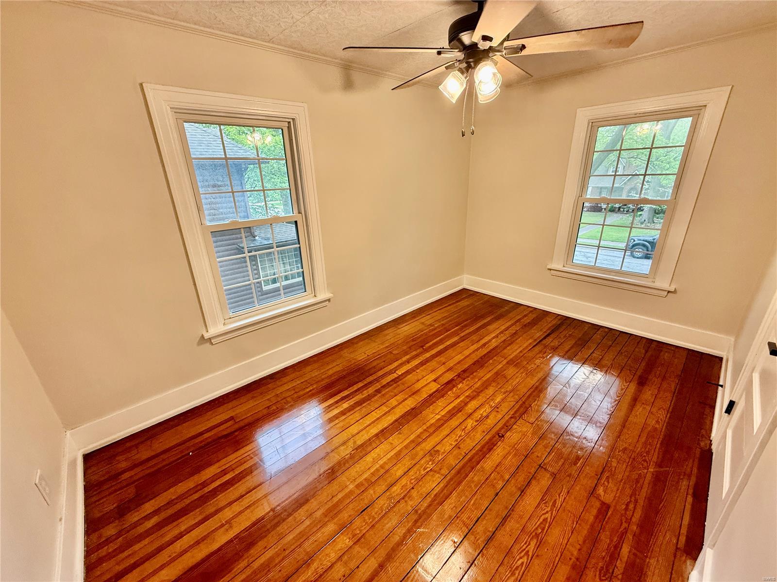 Wood River, Illinois 62095, United States, 4 Bedrooms Bedrooms, ,2 BathroomsBathrooms,Residential,Pending,123252