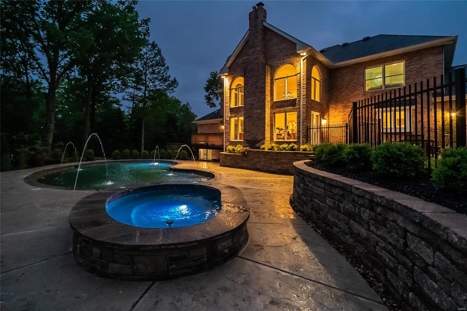 Hunters Grove - Residential