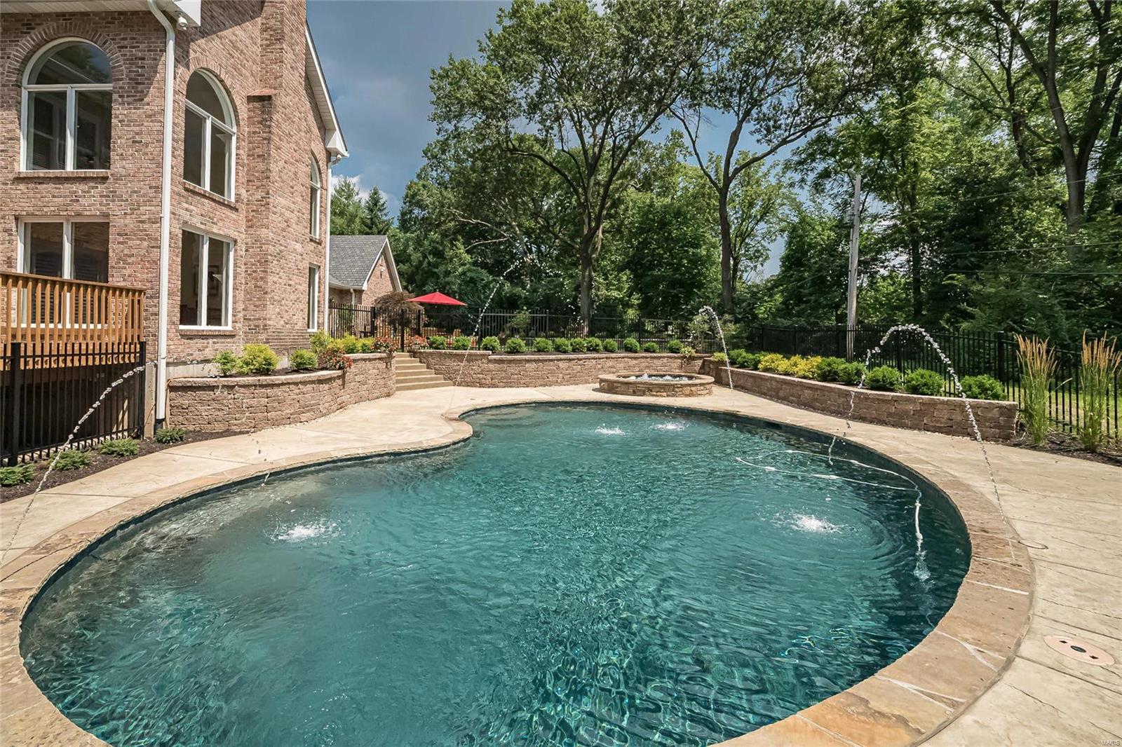 Hunters Grove - Residential