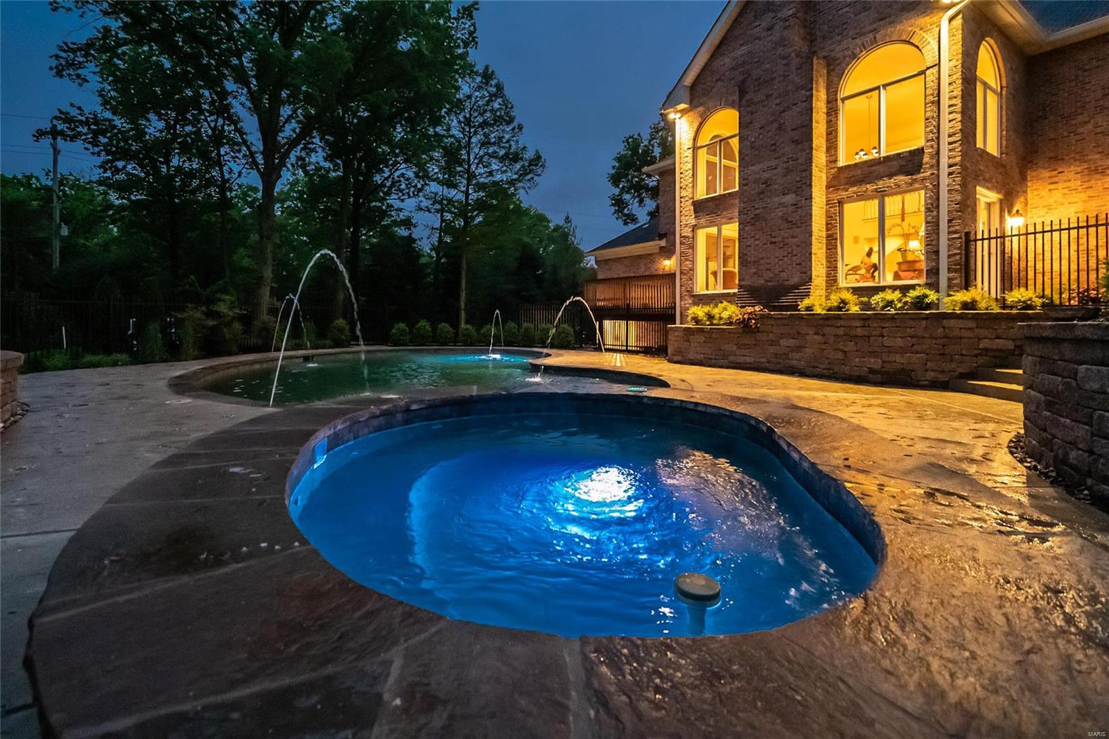 Hunters Grove - Residential