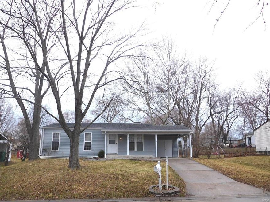 Nice 3 Bedroom, 1.5 bath ranch with brand new carpet. Other features include ceramic kitchen floor, ceiling fans,new microwave, faucets & vanity tops, newer refrigerator, furnace and A/C, partially finished basement & more. Conveniently located near Hwy K.