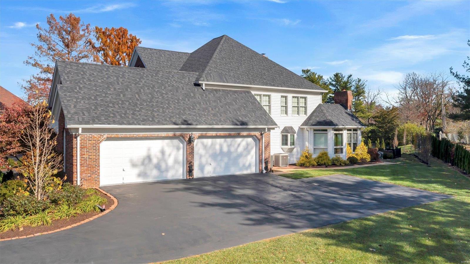 Hamptons The - Residential