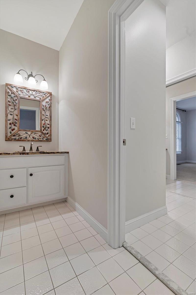 Hamptons The - Residential