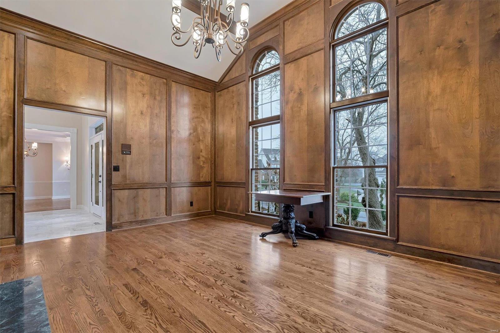 Hamptons The - Residential