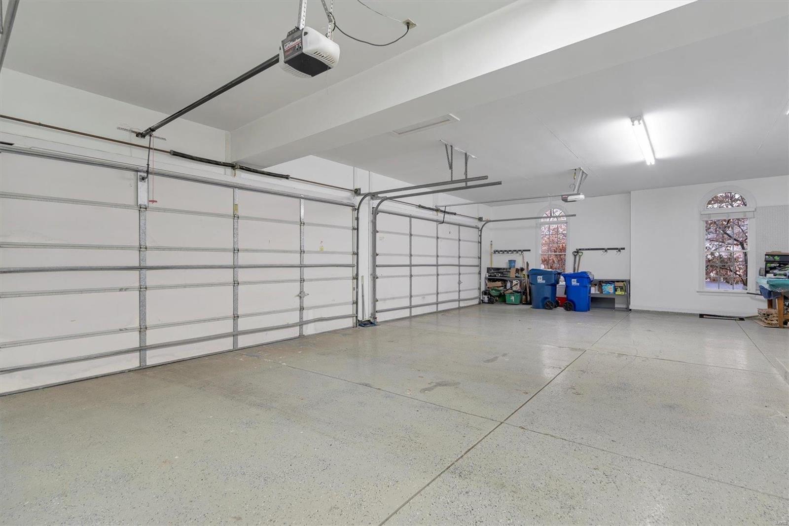 Hamptons The - Residential