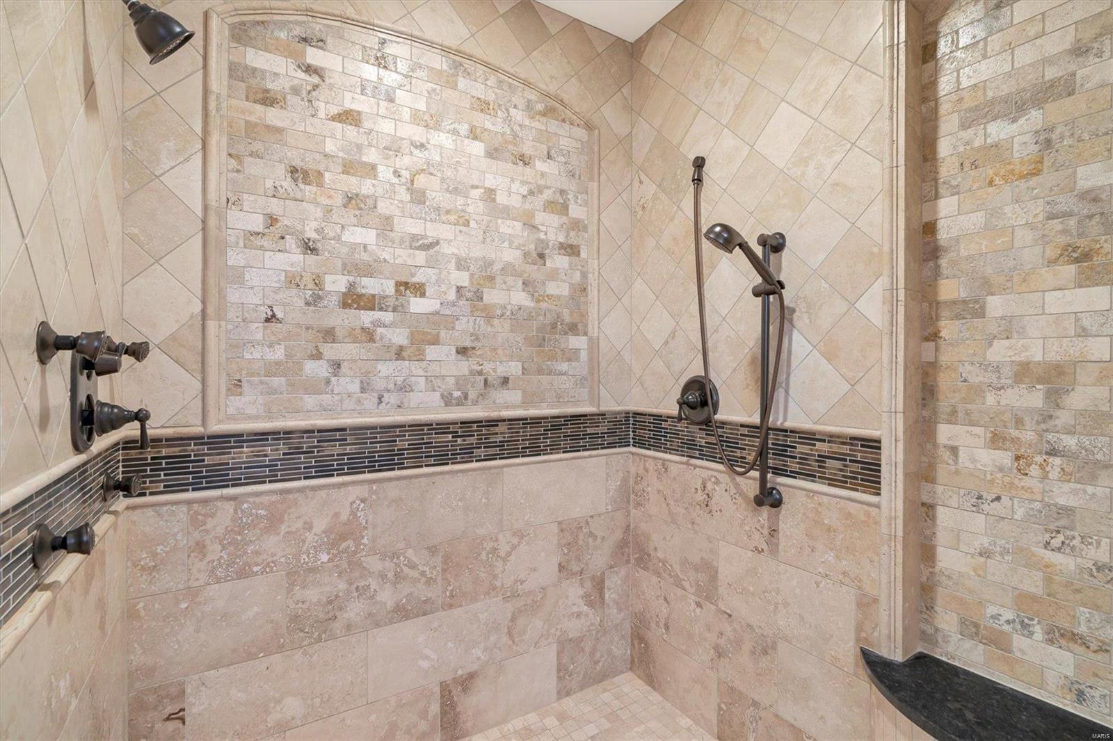 Hamptons The - Residential