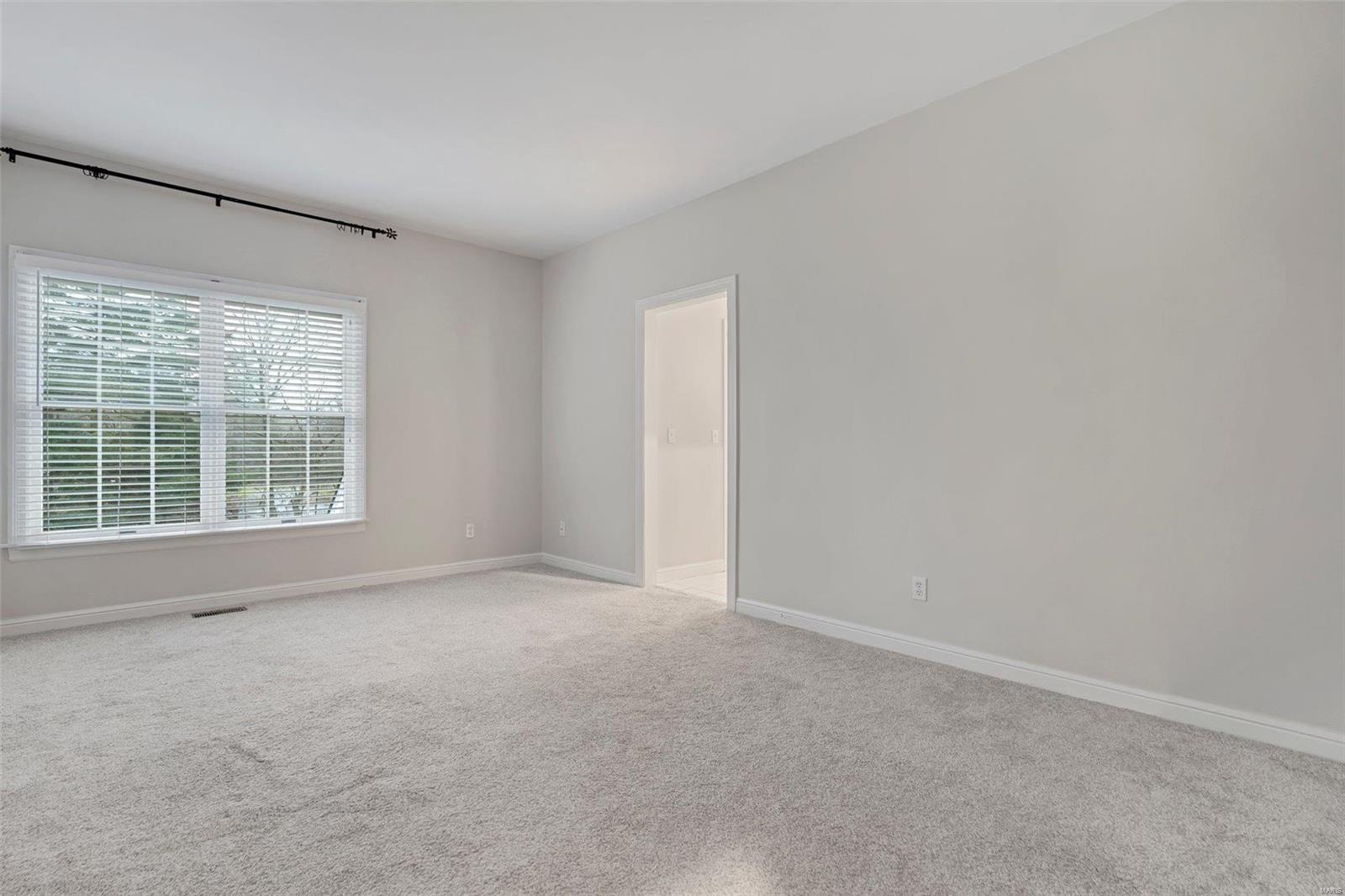 Hamptons The - Residential