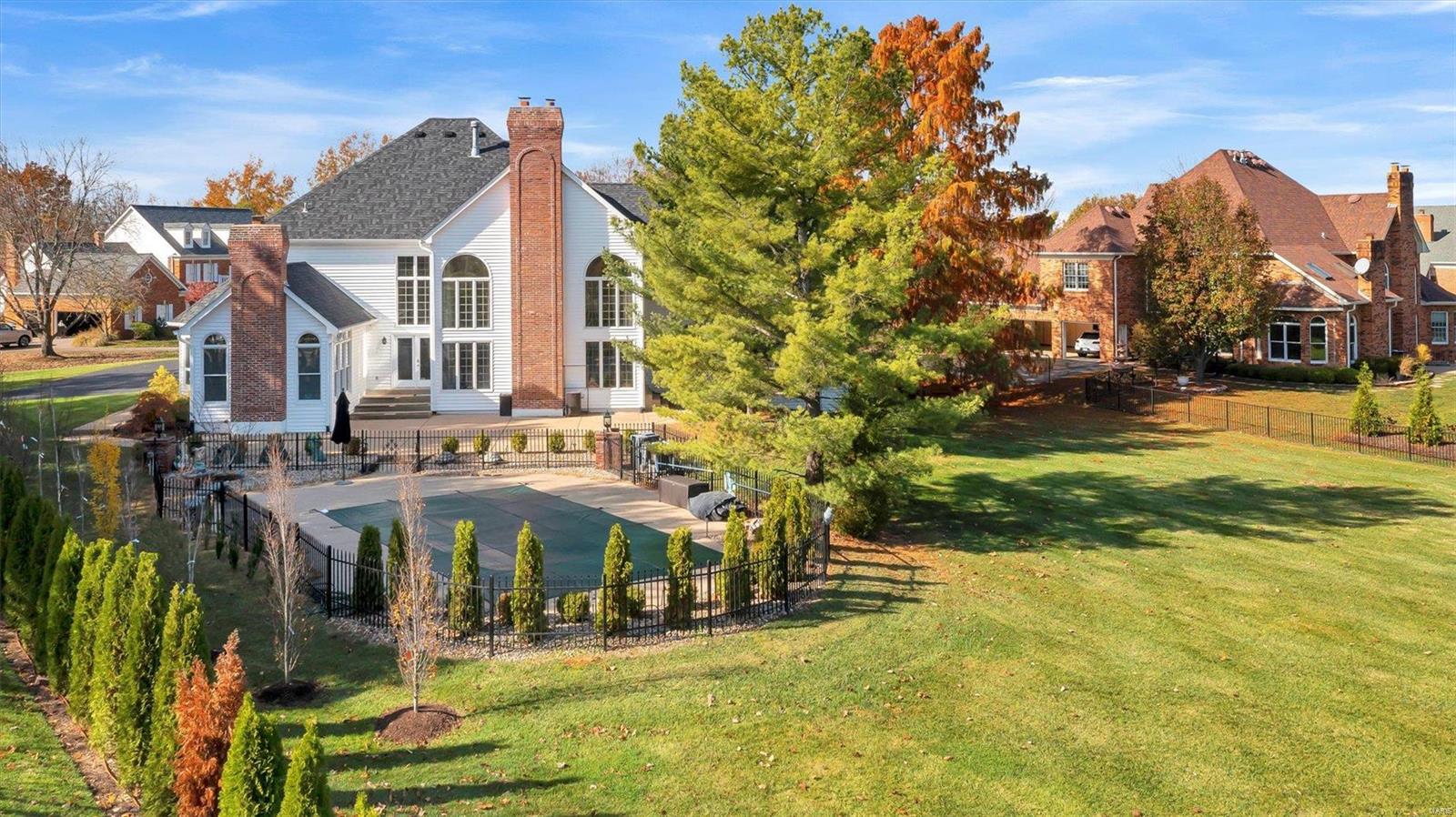 Hamptons The - Residential