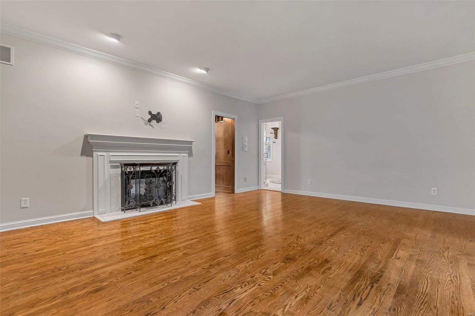 Hamptons The - Residential