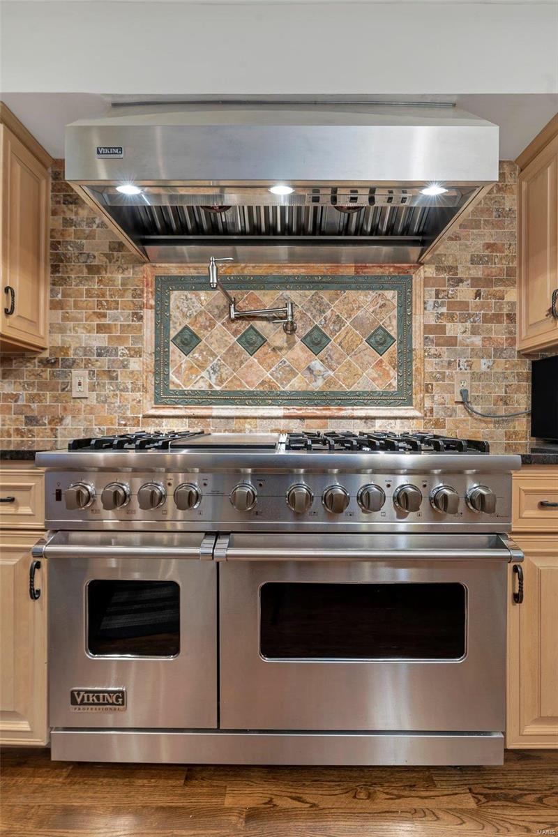 Hamptons The - Residential