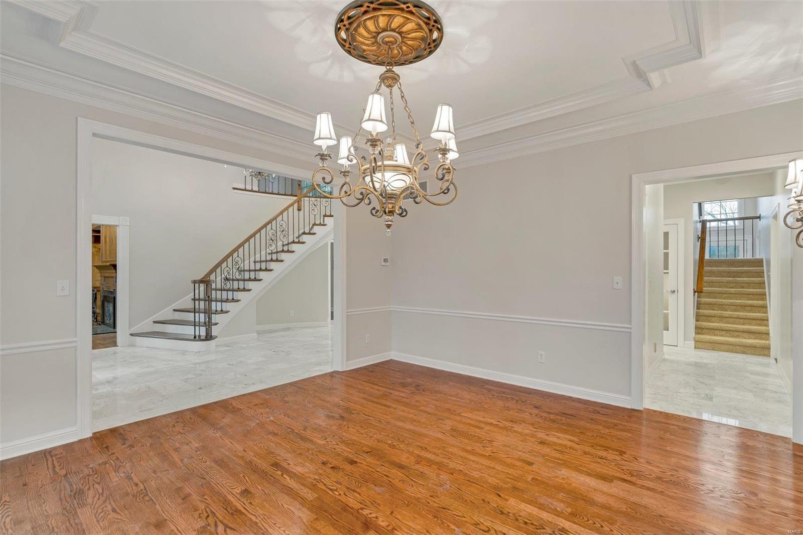 Hamptons The - Residential