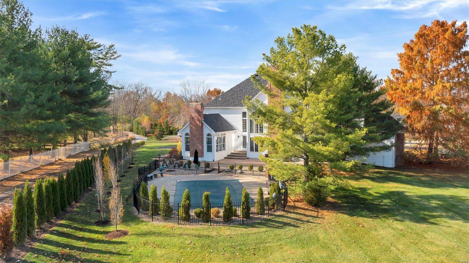 Hamptons The - Residential