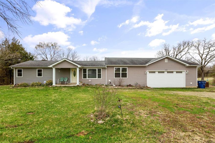 Honey Stop The Car! This is a hidden gem is a 2 bedroom, 2 full bath ranch, nestled on .94 acre homesite!  UPDATED & MOVE-IN Ready, 1233 BERRY DAIRY, even has a cute street name! Enter into an open floor plan boasting gorgeous newer hardwood floors throughout, neutral wall colors, & plenty of natural light. The UPDATED kitchen has NEW Stainless Steel Appliances (2021), beautiful maple cabinets, & plenty of counterspace. The bedrooms are HUGE, the master bedroom has an on suite luxurious bathroom & SPACIOUS Walk-In closet- you will be impressed! The 2nd bedroom is just as big with a FULL WALL OF CLOSETS! The 2nd full bath is off the hallway with large soaking tub! Main Level Laundry is through a custom glass door & has an outstanding amount of storage! Off laundry room is a great bonus room, possible 3rd bedroom, mud room, craft room or office! Attached OVERSIZED two car garage! Updates Include: Furnace- 21, A/C- 21, Roof 12 years old, & more! Additional Rooms: Mud Room