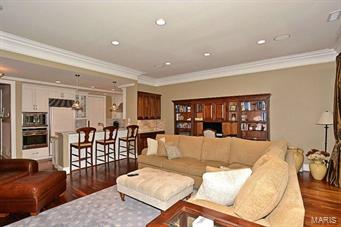 Villas Of Clayton Gardens Condo - Residential