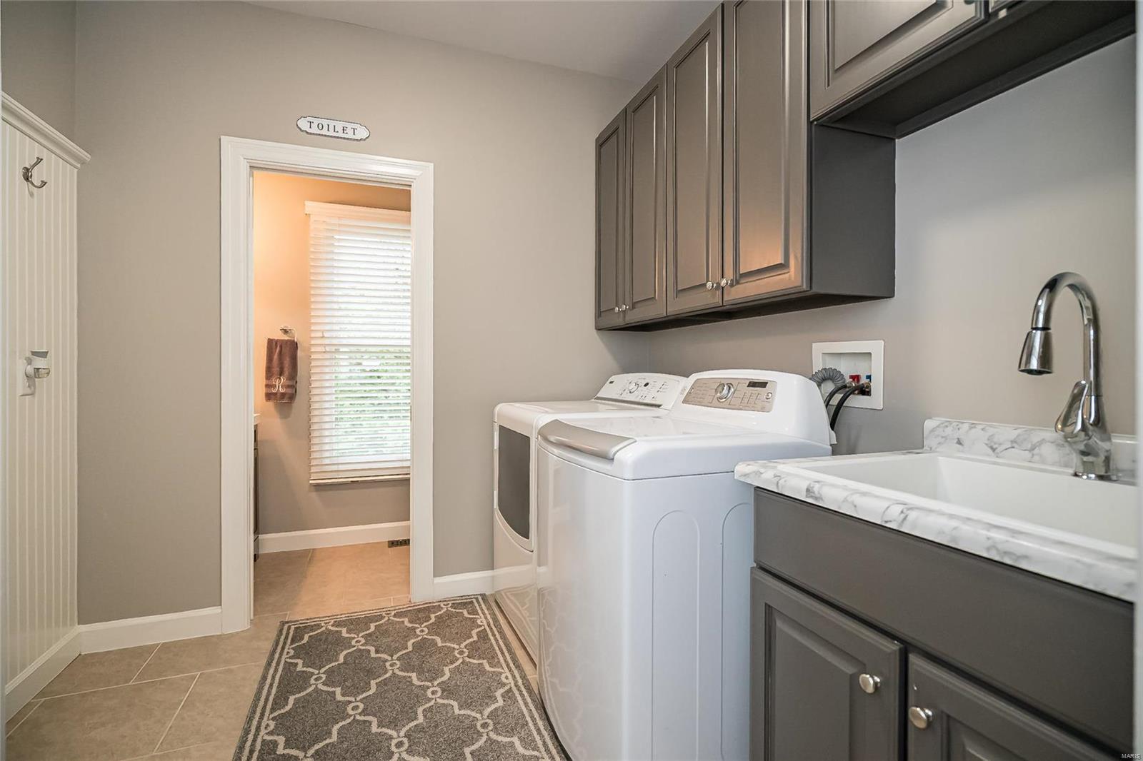 Ballas Pond - Residential