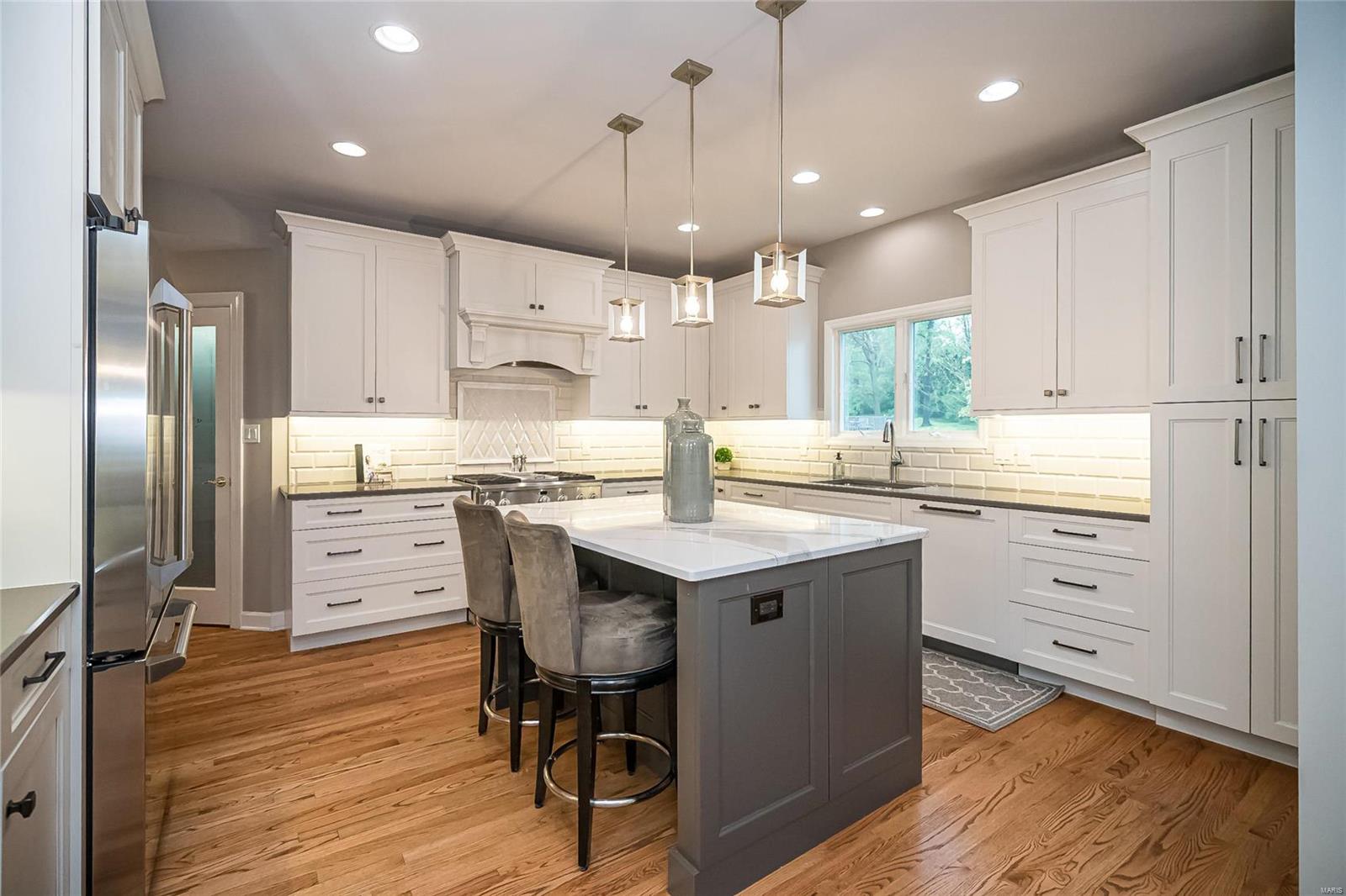 Ballas Pond - Residential