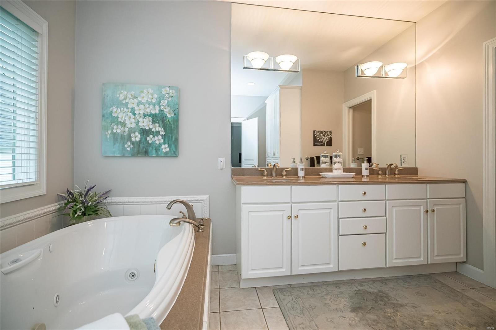 Ballas Pond - Residential