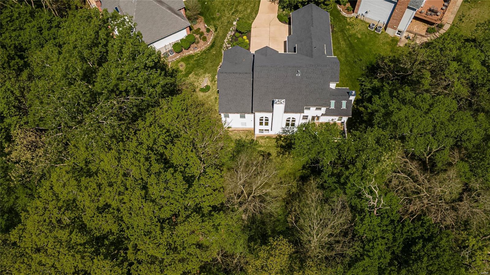 Ballas Pond - Residential