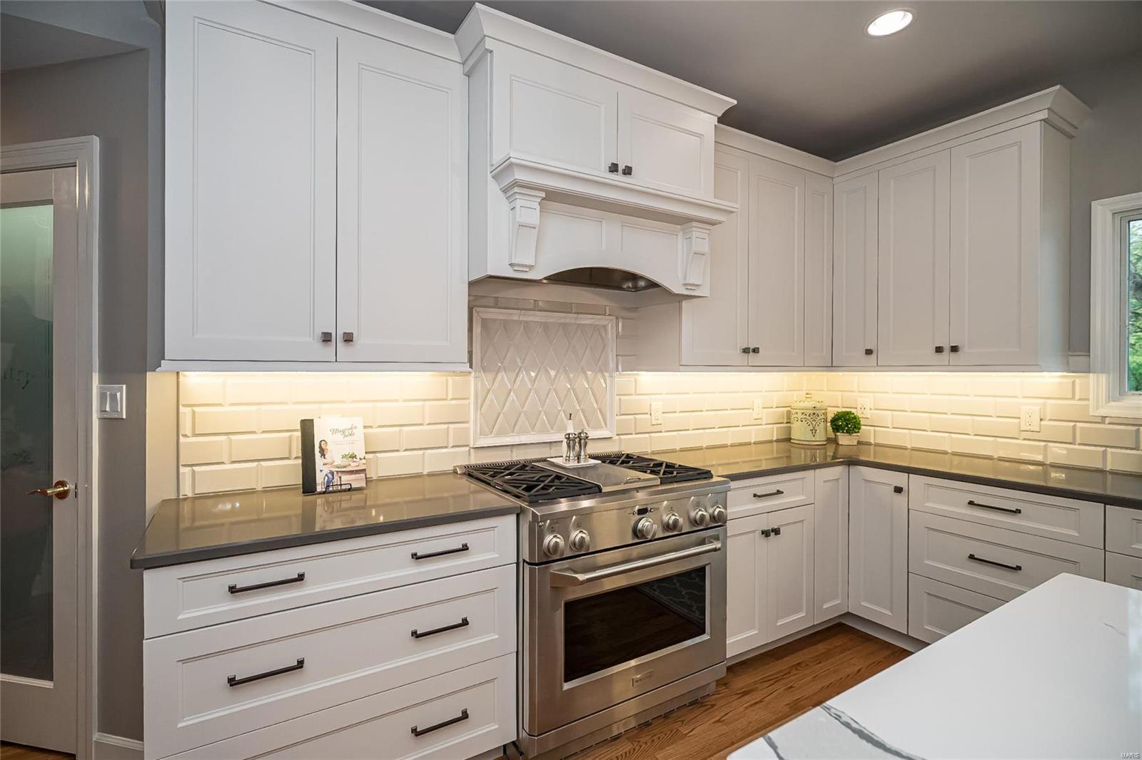 Ballas Pond - Residential