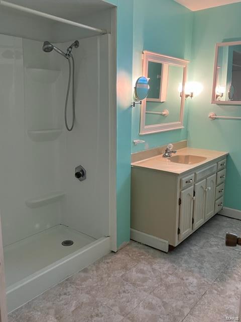 Court Anthony - Residential