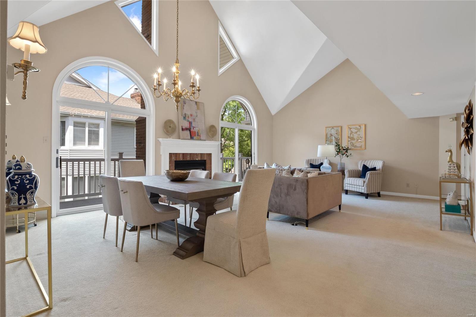 Country Club Terrace Condo First - Residential