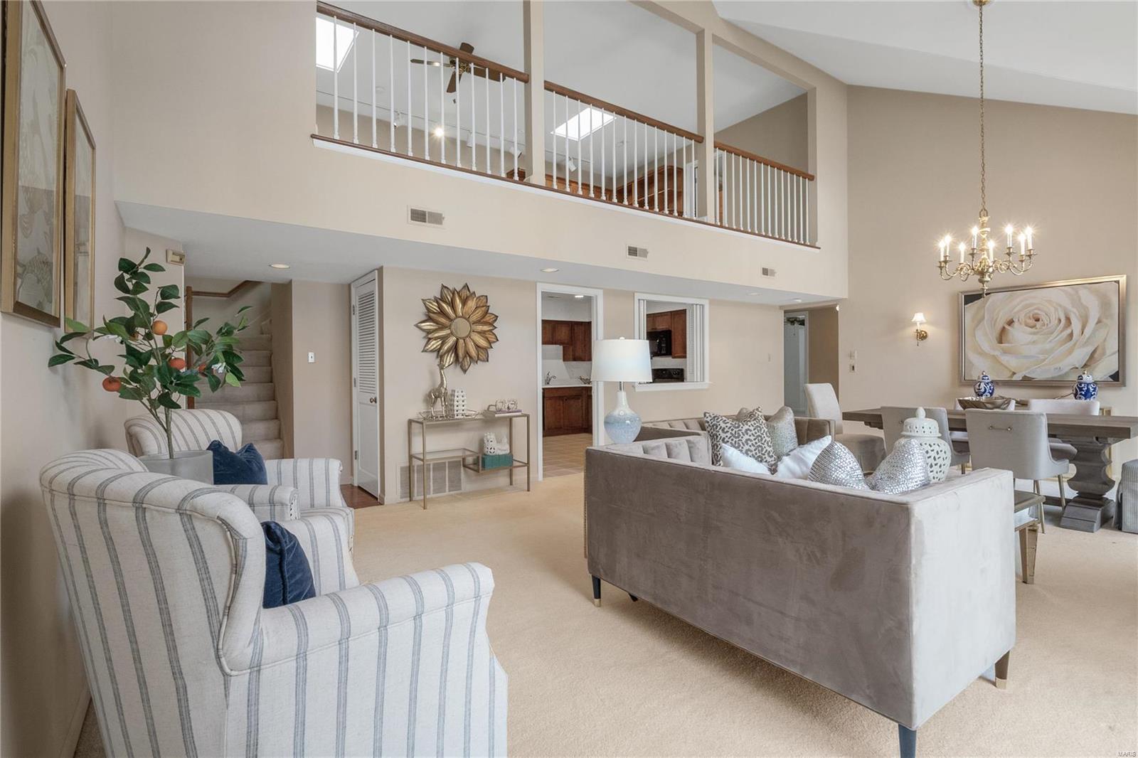 Country Club Terrace Condo First - Residential