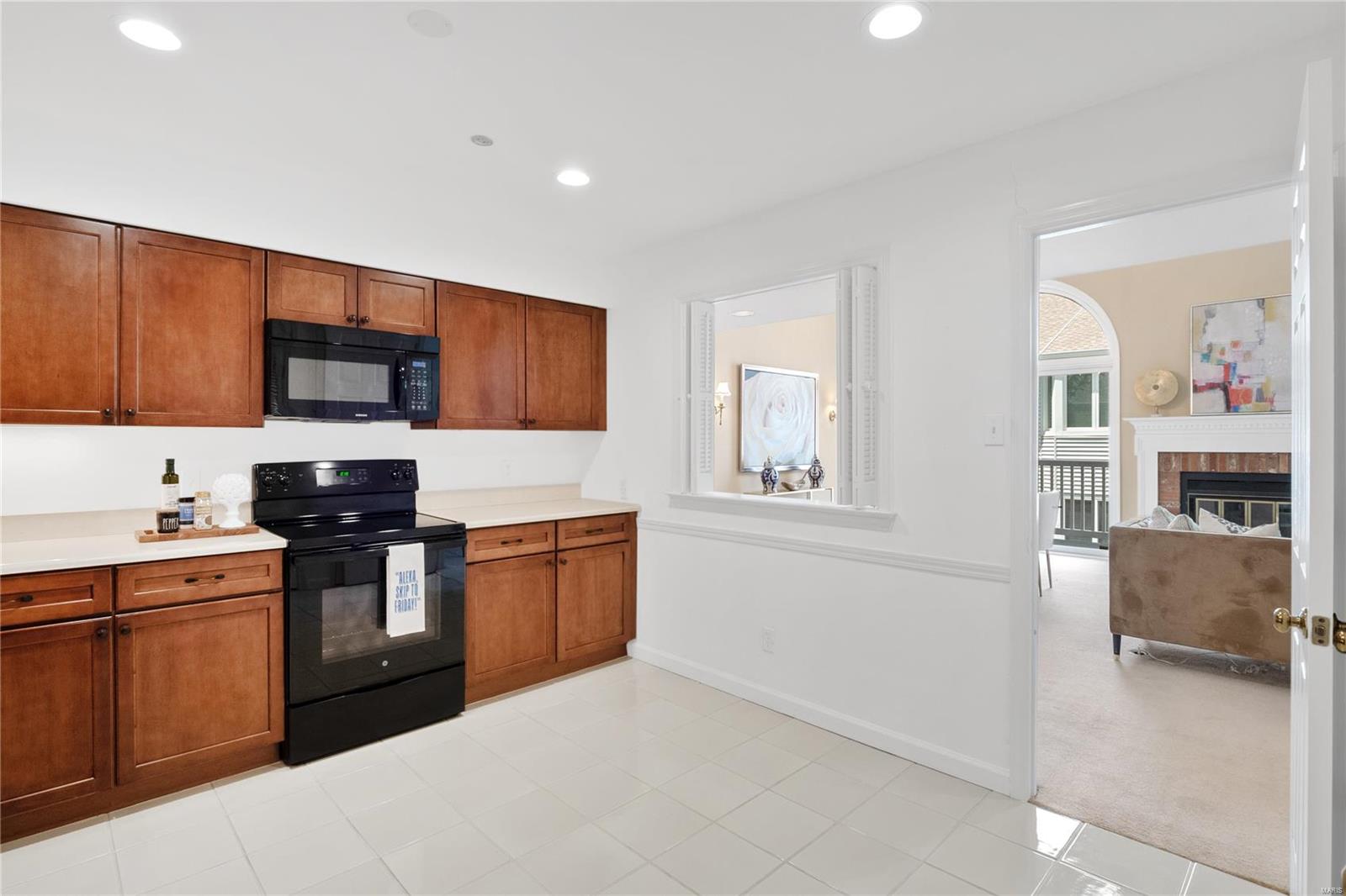 Country Club Terrace Condo First - Residential