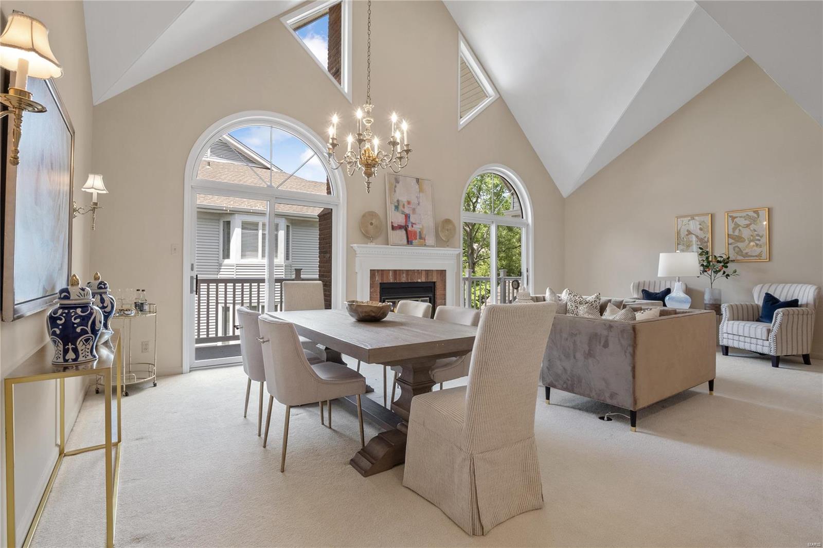 Country Club Terrace Condo First - Residential