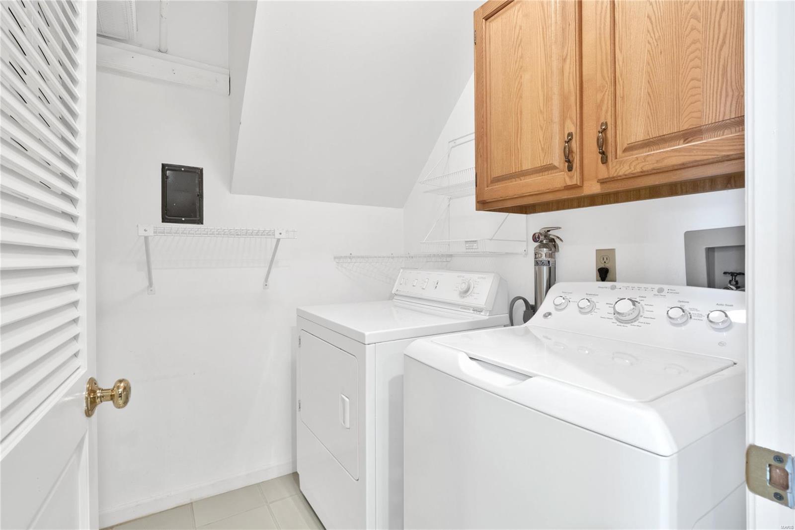 Country Club Terrace Condo First - Residential
