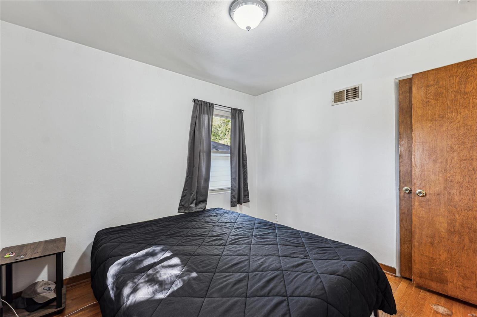 Niles Manor - Residential