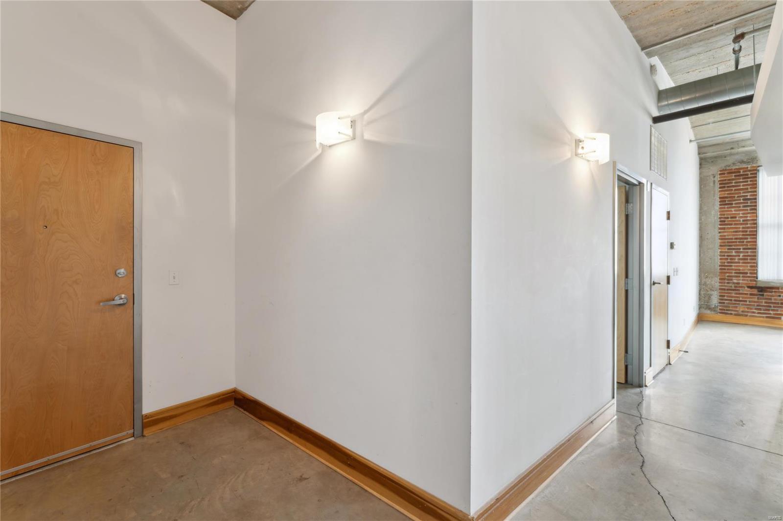 2201 Locust Street 304