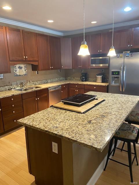 St Louis, Missouri 63104, United States, 2 Bedrooms Bedrooms, ,2 BathroomsBathrooms,Residential,Pending,99698